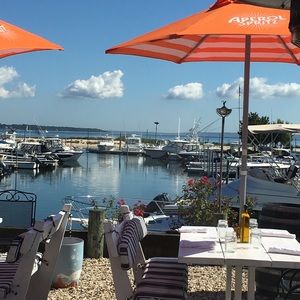 Meet your Posher, Diana